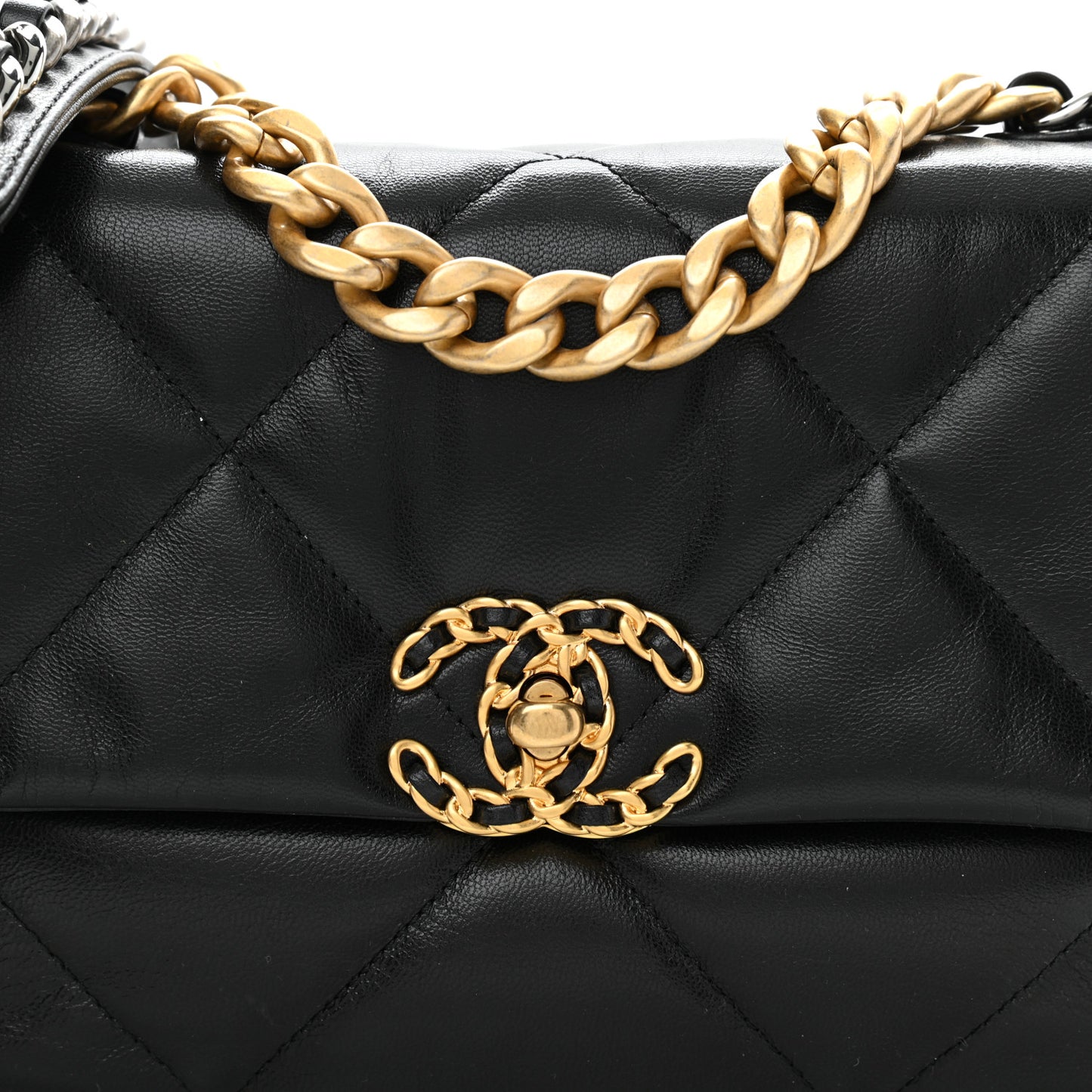 Goatskin Quilted Medium Chanel 19 Flap Black