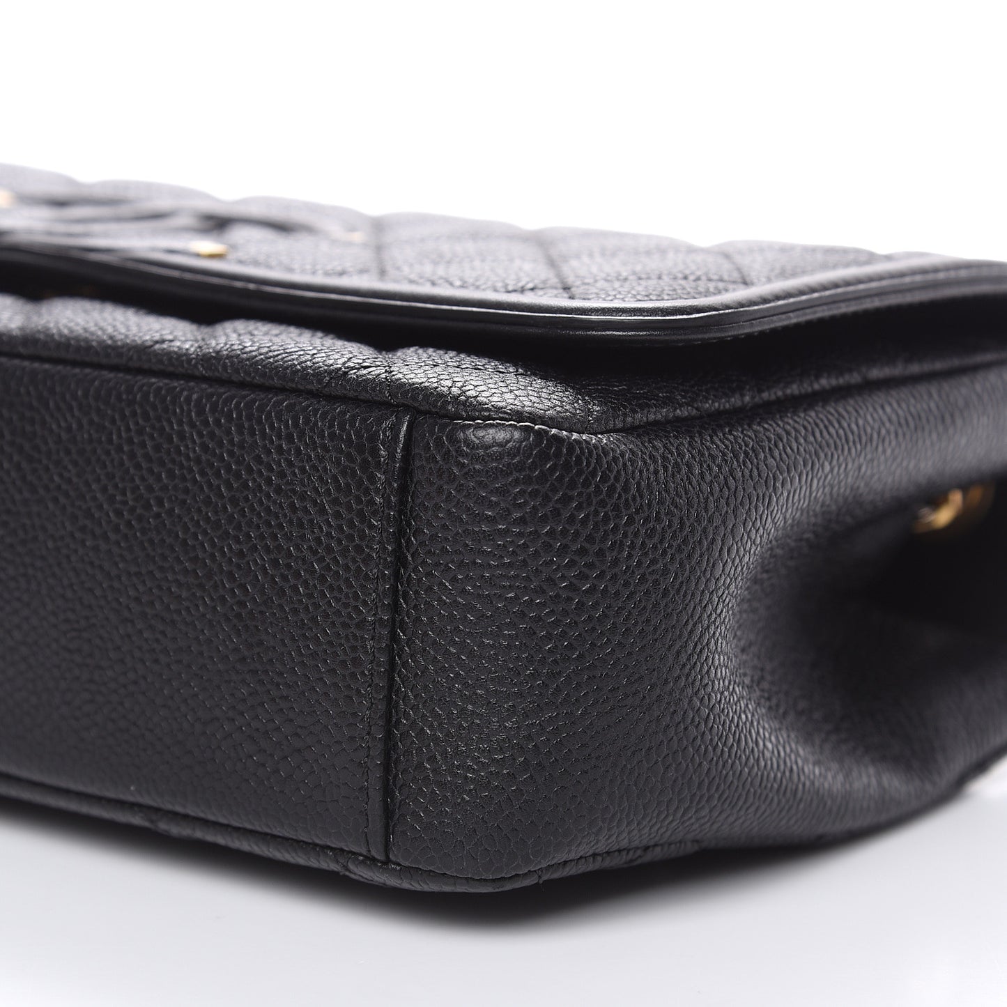 Caviar Quilted Medium CC Filigree Flap Black