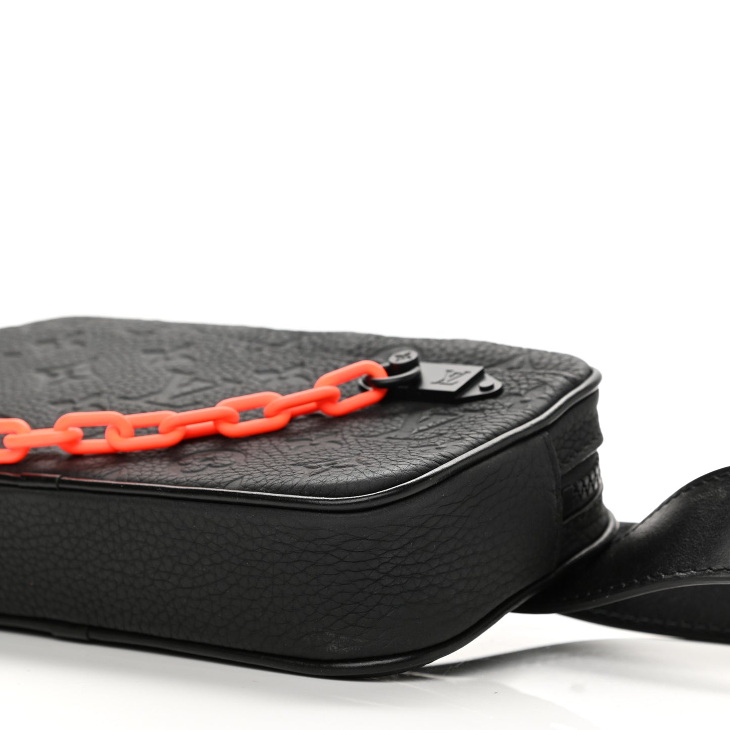Taurillon Monogram Uniformes Solar Ray Soft Pochette Volga Belt Bag Black
