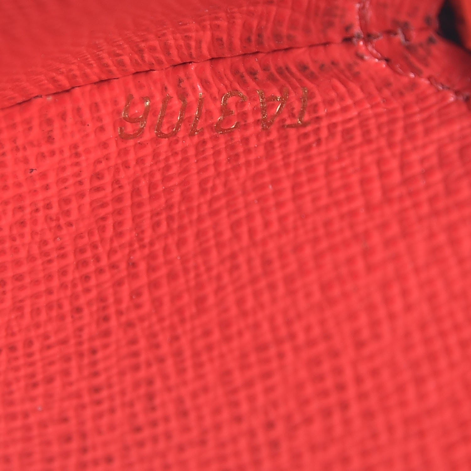 Louis Vuitton Monogram 2016 Christmas Animation Round Coin Purse Rouge 6 of 8