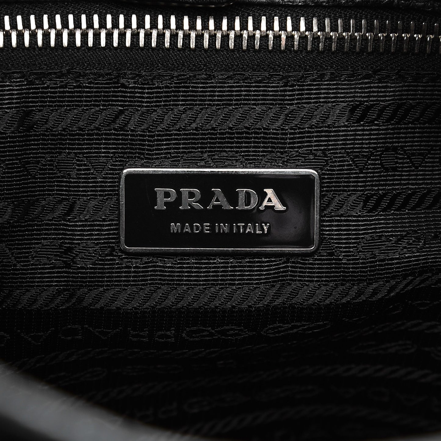 Vitello Daino Hobo Nero Black