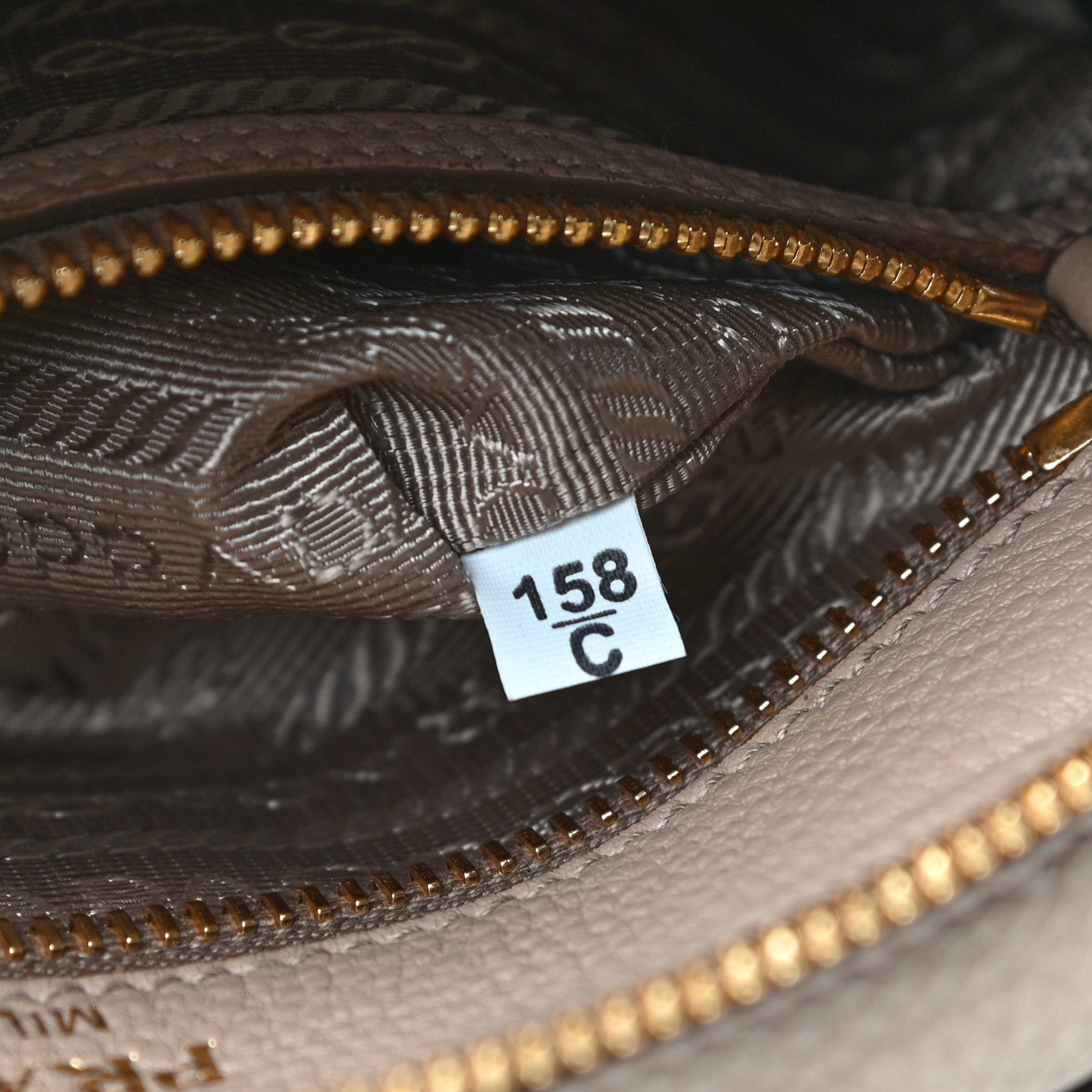 Prada Vitello Daino Camera Crossbody Cammeo 8 of 11