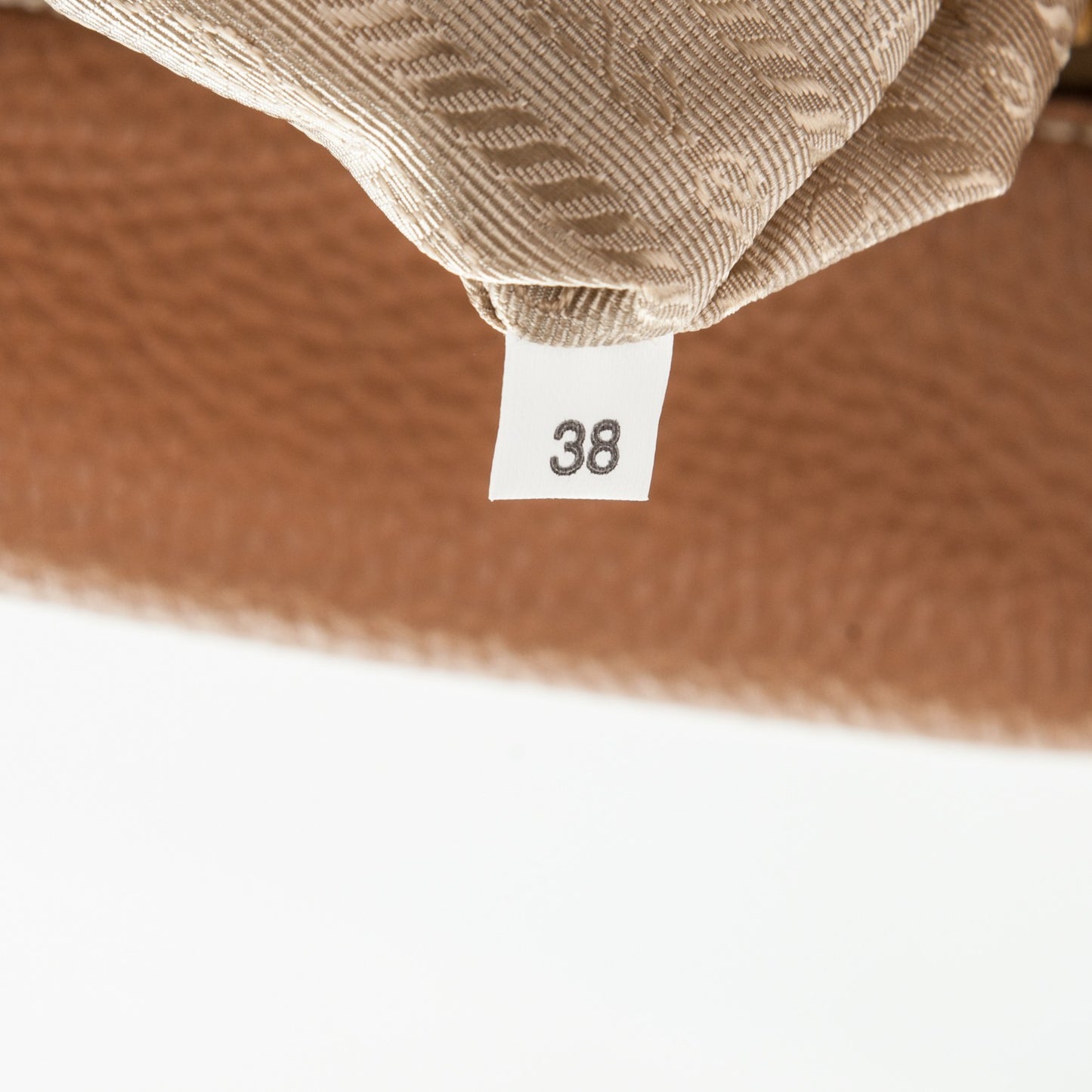 Vitello Daino Shoulder Flap Bag Naturale