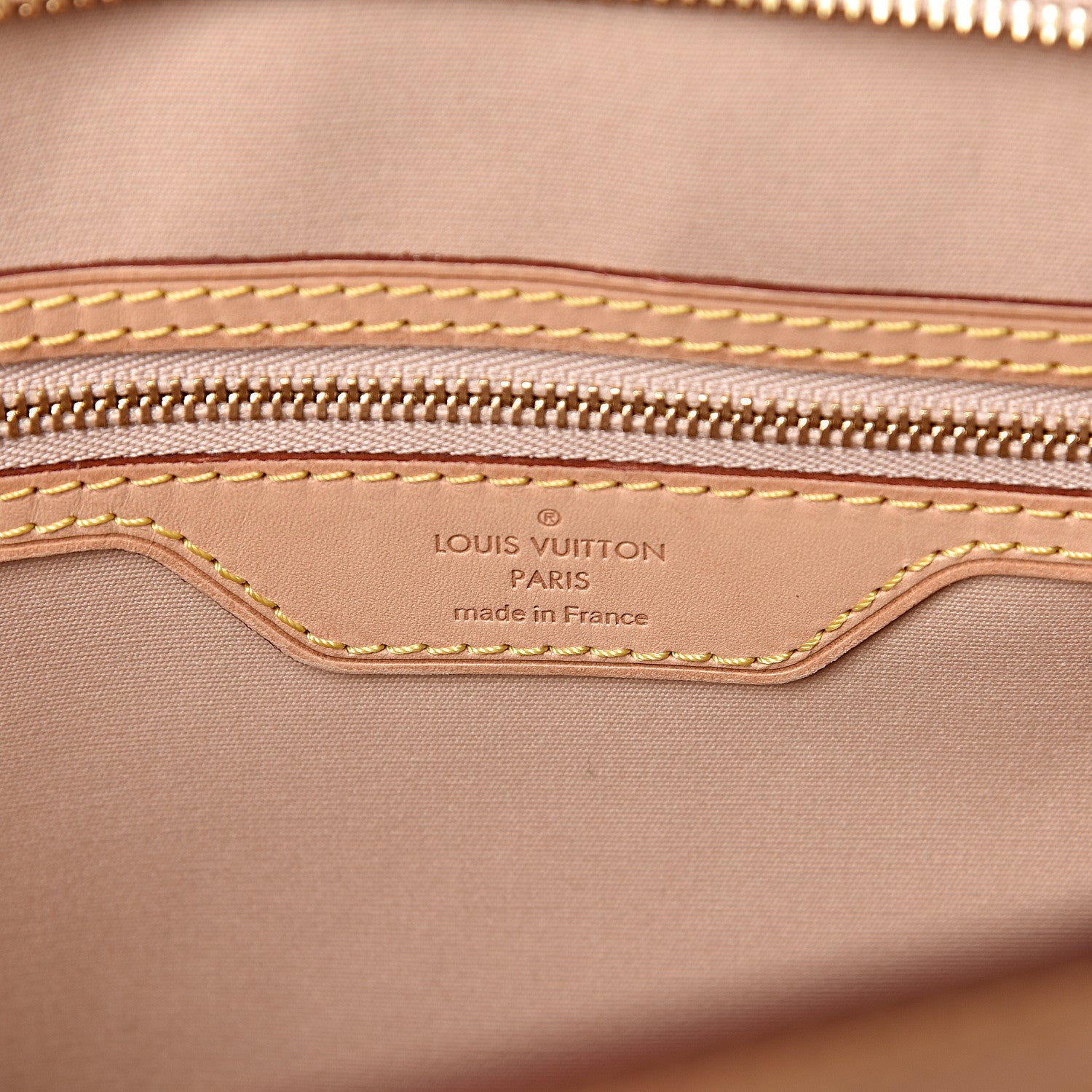 Louis Vuitton Vernis Brea MM Dune 7 of 19