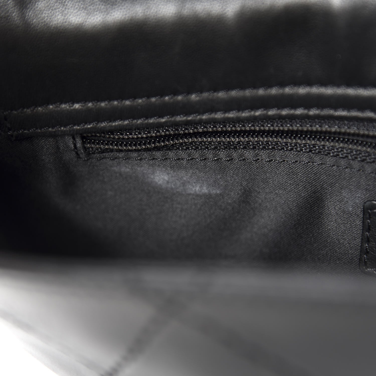 Chanel Lambskin Medium Ultimate Stitch Flap Black 10 of 12