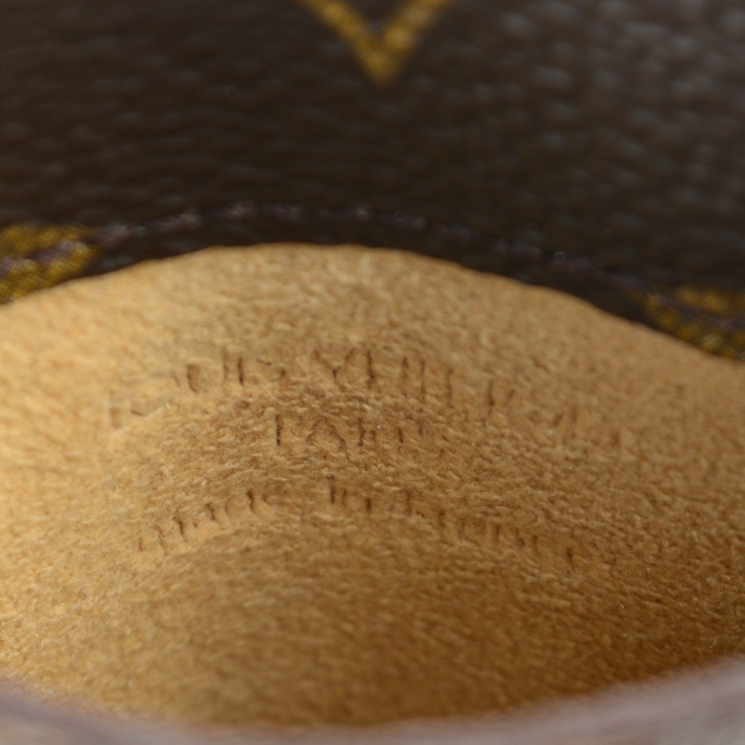 Louis Vuitton Monogram Etui a Lunettes Simple Eyeglass Case 5 of 6