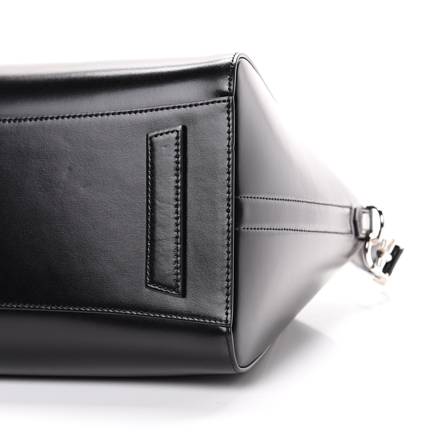 Shiny Lord Calfskin Medium Antigona Black