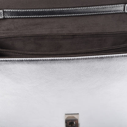 Fendi Metallic Calfskin Flowerland Scalloped Studded Pequin Kan I Shoulder Bag Argento 10 of 10