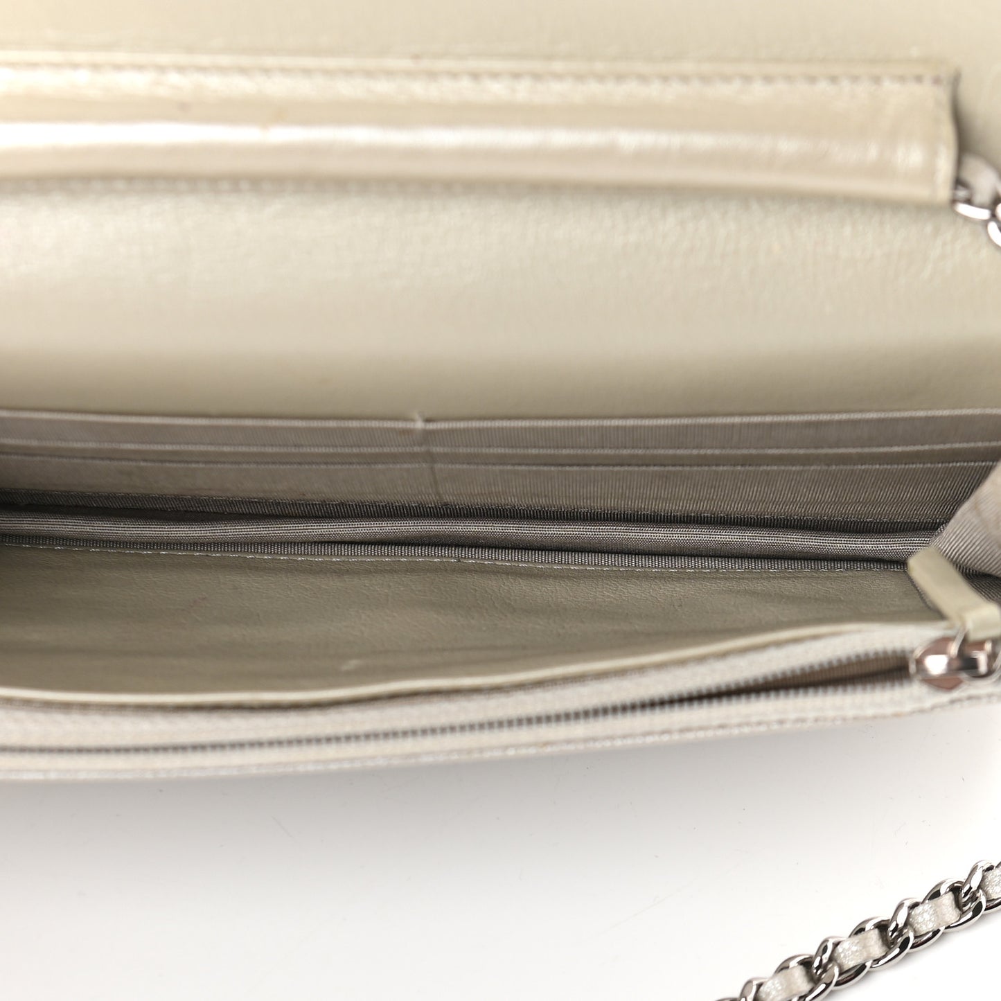 Caviar Sevruga Wallet on Chain WOC Silver