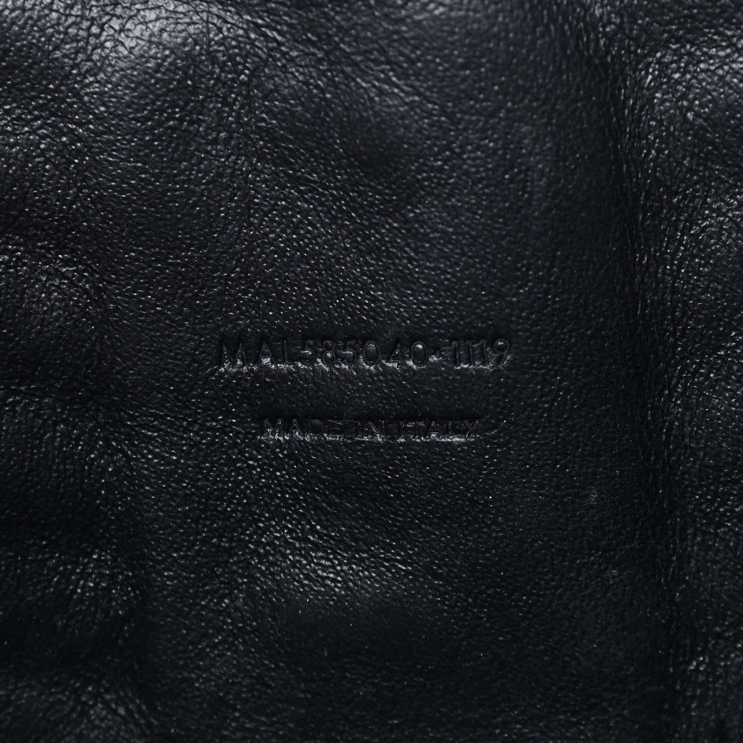 Saint Laurent Grain De Poudre Matelasse Monogram Mini Lou Camera Bag Black 7 of 10