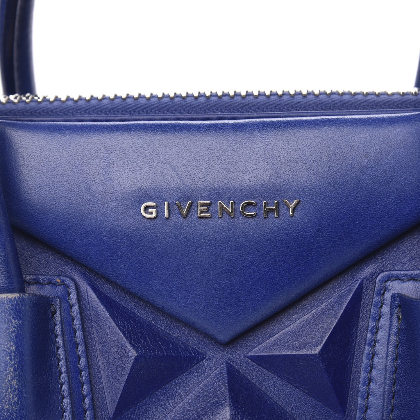 Calfskin 3D Stud Medium Antigona Royal Blue