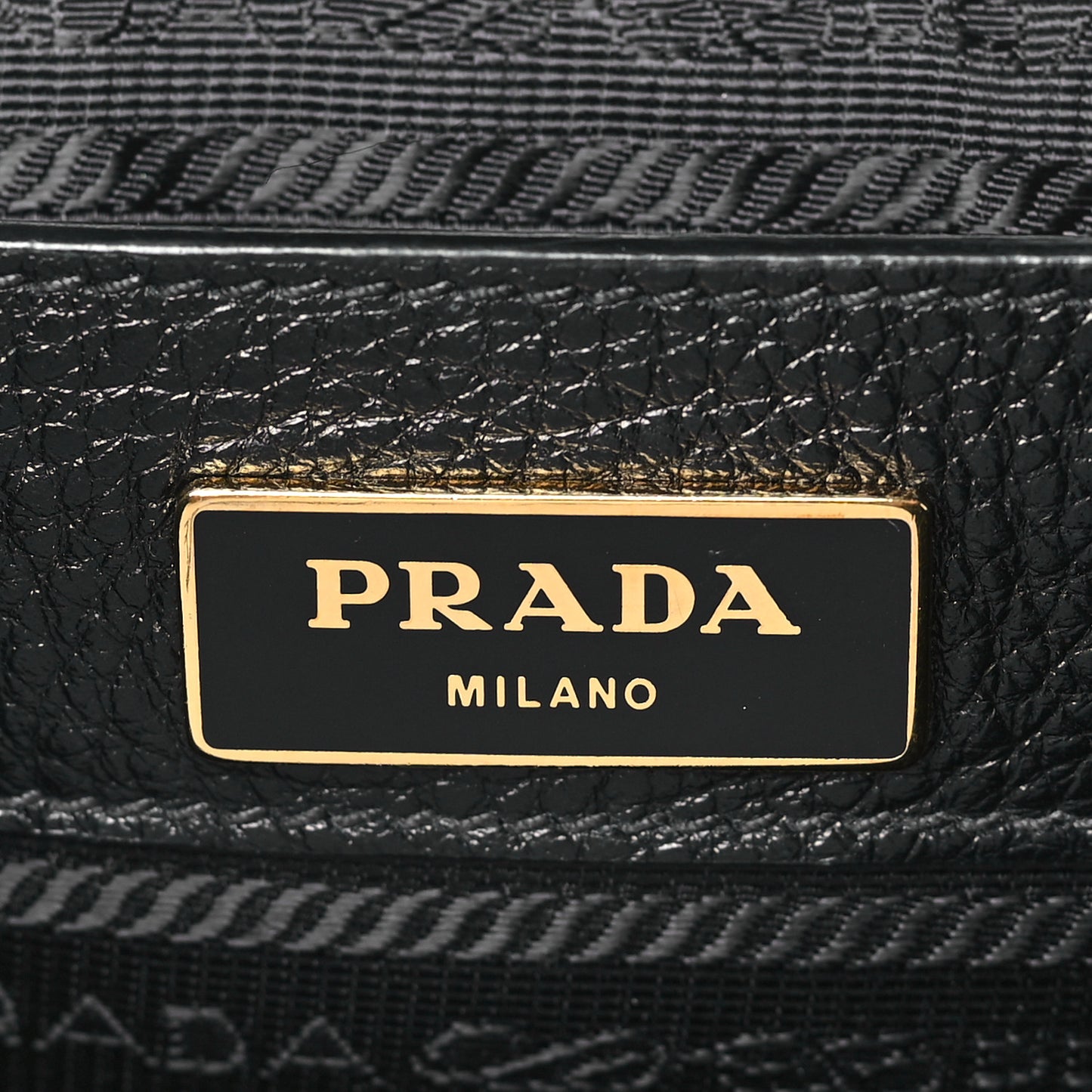 Vitello Daino Embossed Logo Flap Shoulder Bag Black
