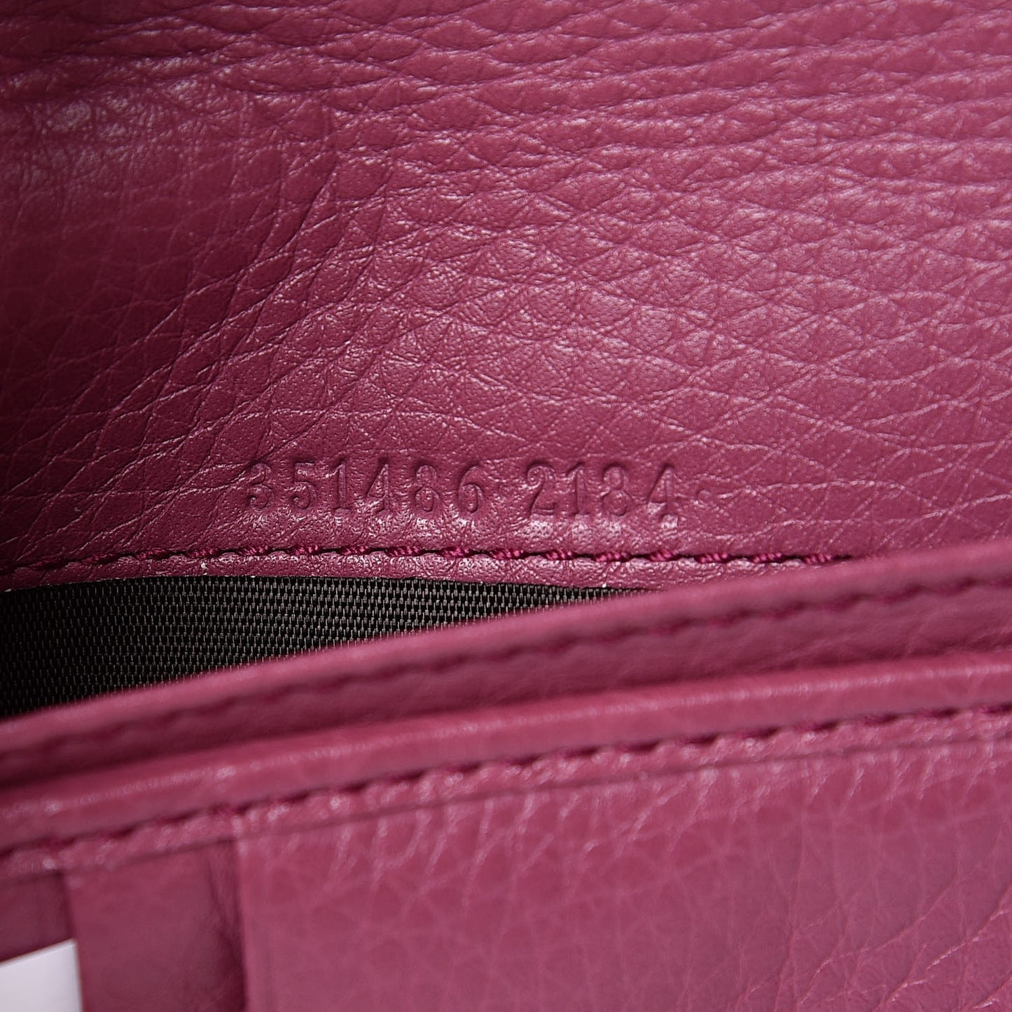Pebbled Calfskin Medium Soho Zip Around Wallet Peonia Flower