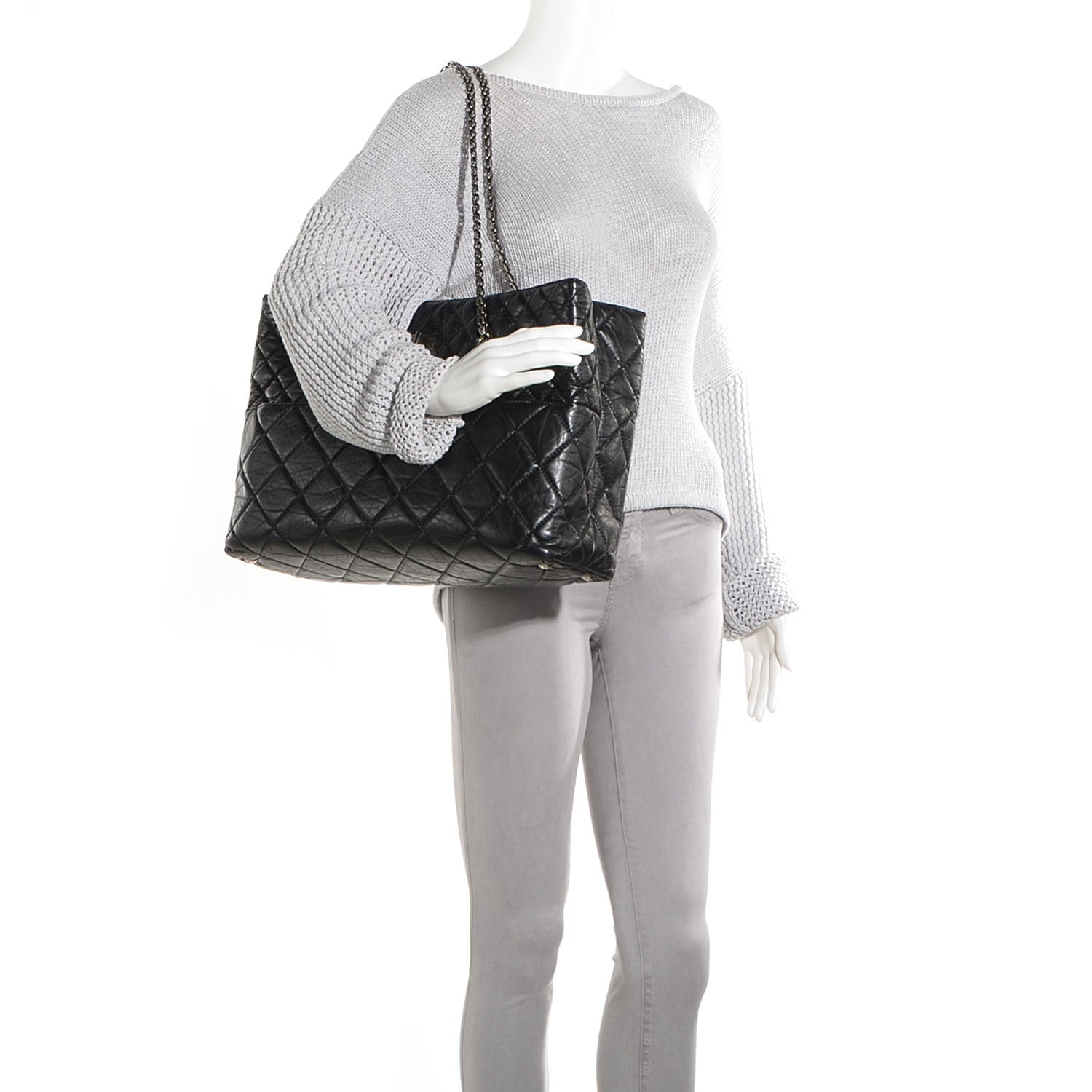 Chanel Aged Calfskin Reissue 2.55 Tote Black 2 of 7