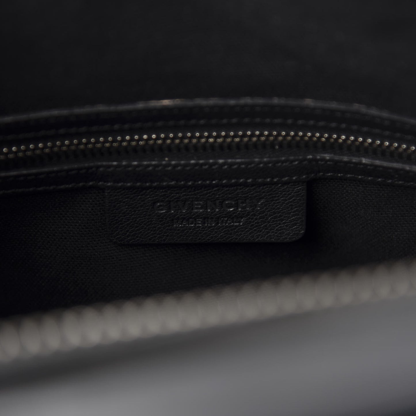 Sugar Goatskin Small Antigona Black