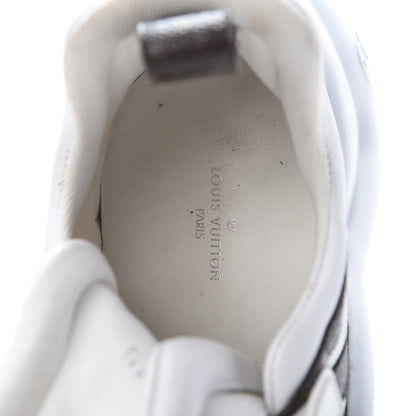 Louis Vuitton Patent Monogram LV Archlight Sneakers 39.5 White 7 of 12
