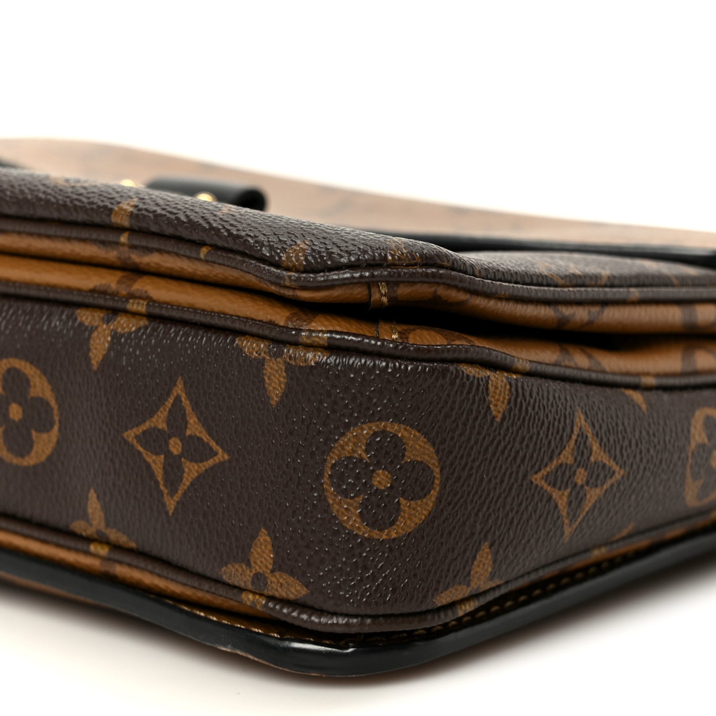 Reverse Monogram Pochette Metis