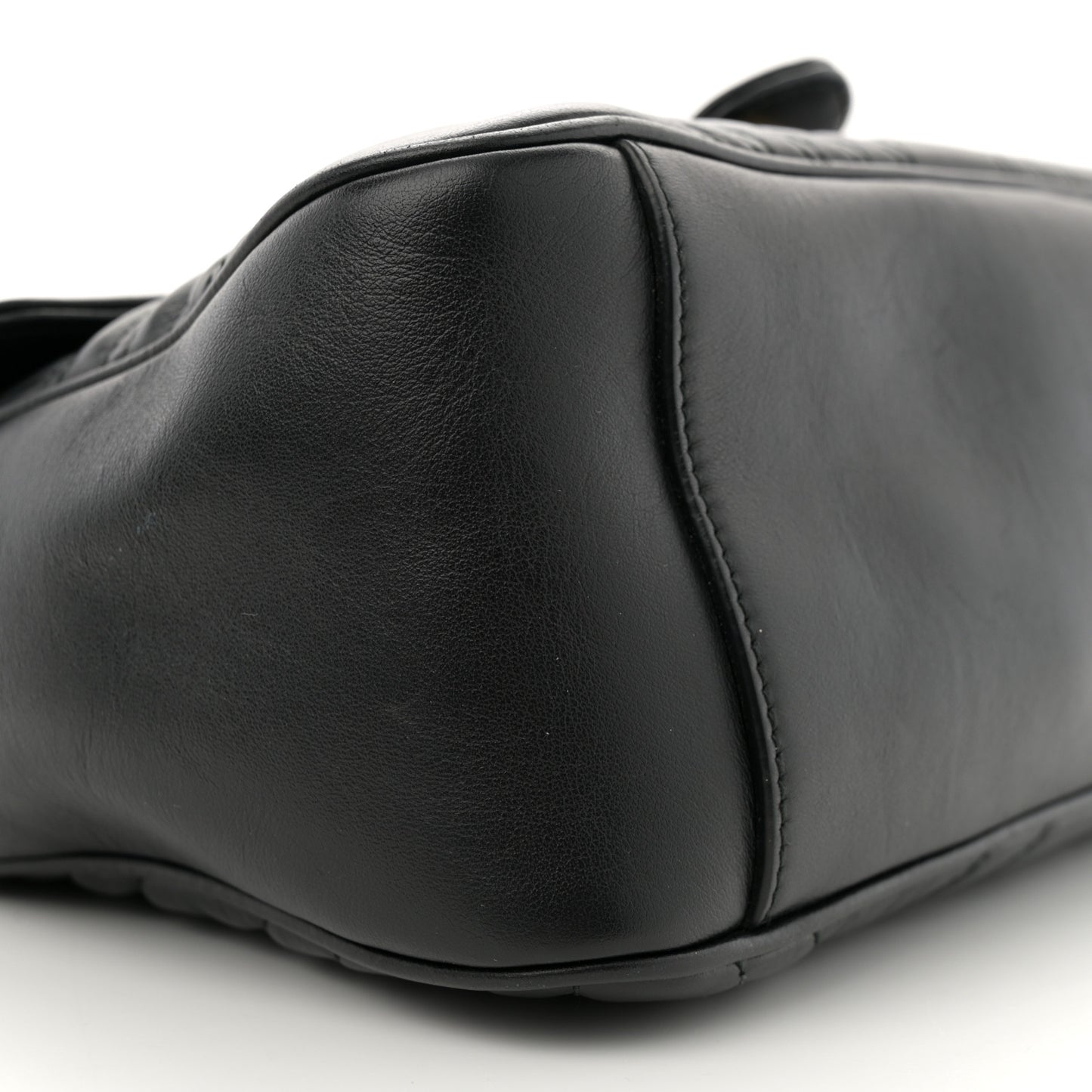 Calfskin Matelasse Small GG Marmont Top Handle Shoulder Bag Black