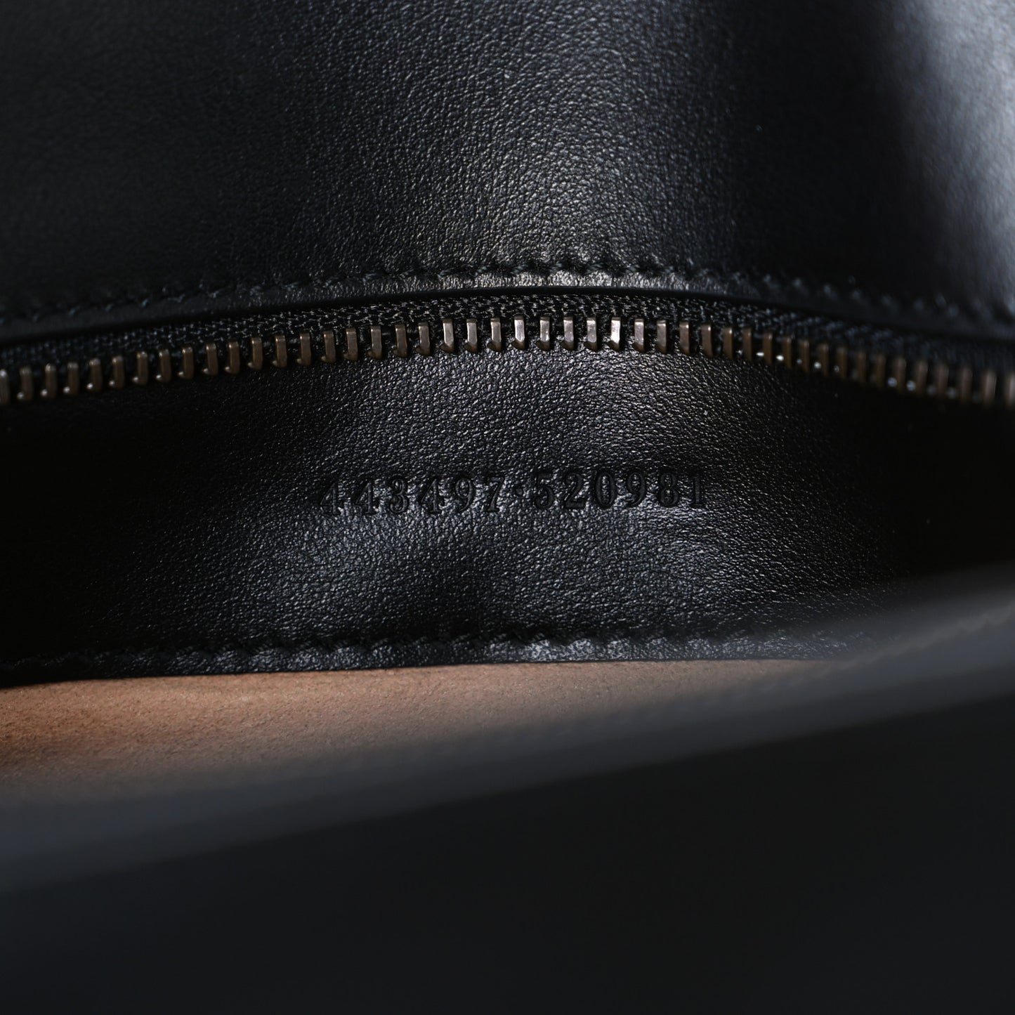 Calfskin Matelasse Small GG Marmont Shoulder Bag Black