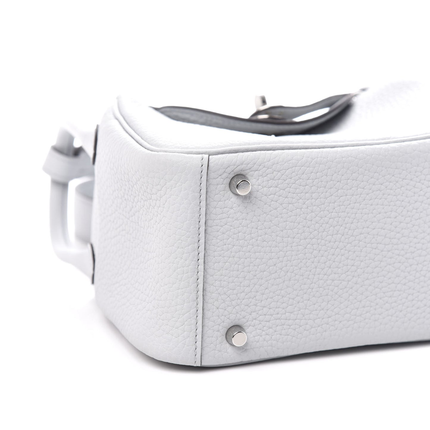 Taurillon Clemence Mini Lindy 20 Bleu Pale