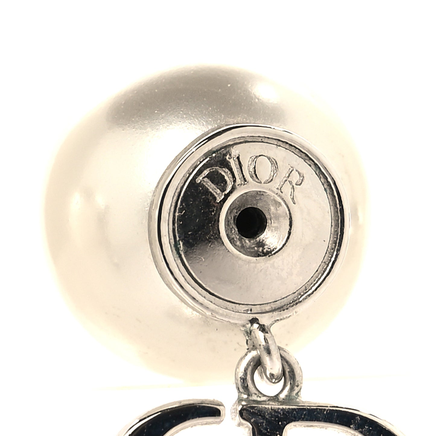 Metal Pearl Tribales Earrings Silver