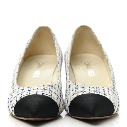 Chanel Tweed Pearl Cap Toe Pumps 38 White Black Blue 2 of 9