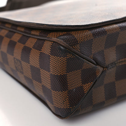 Louis Vuitton Damier Ebene District MM 7 of 8