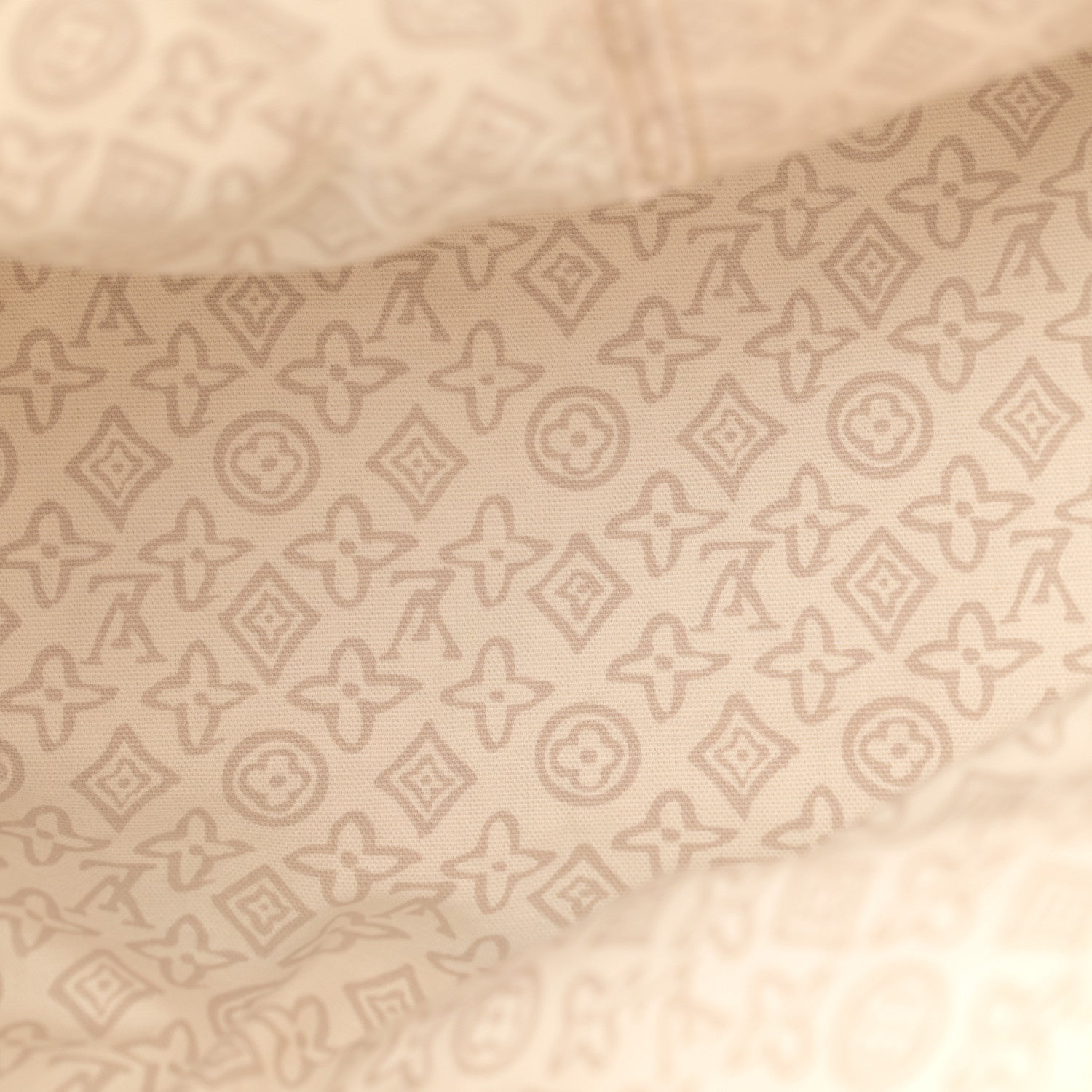 Louis Vuitton Tahitienne Cabas PM Sandy 5 of 9