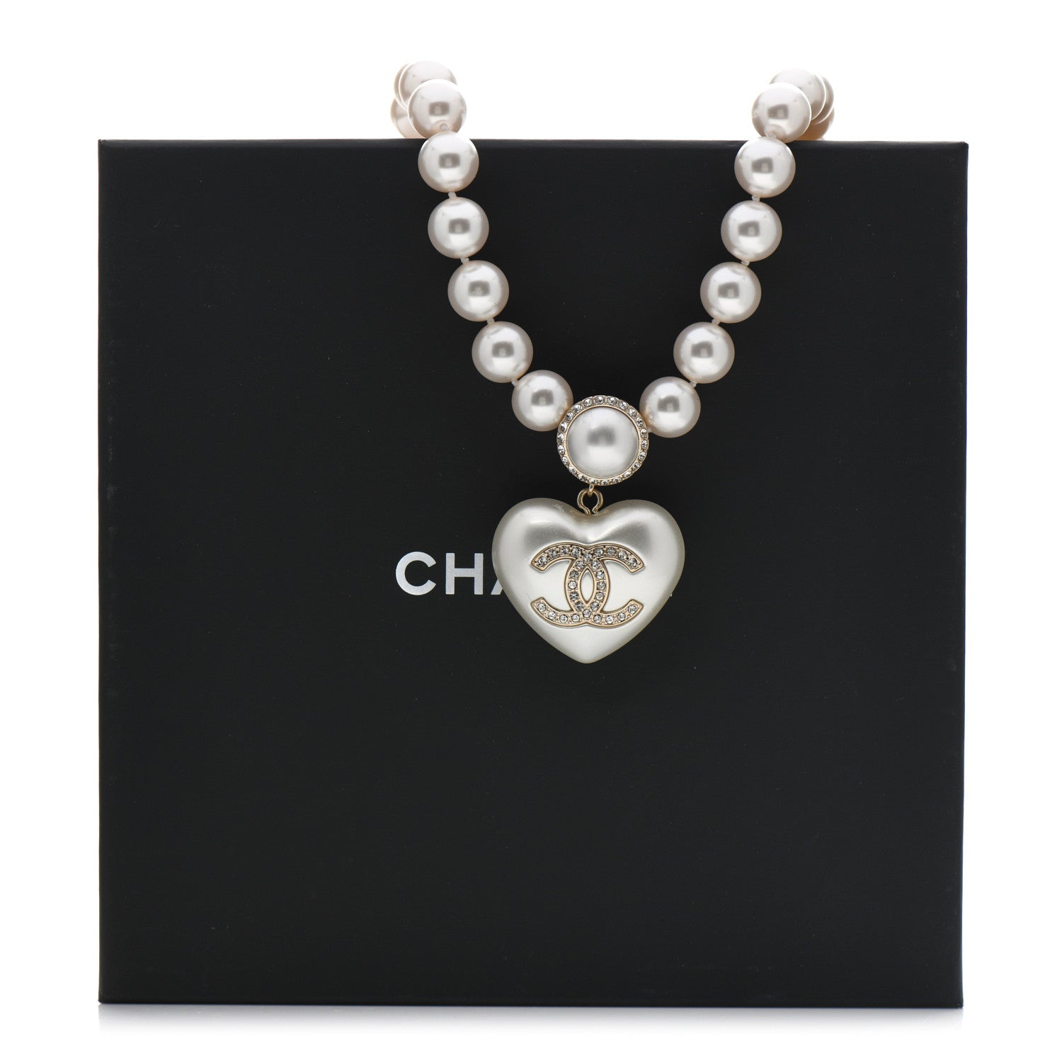 Chanel Pearl Crystal CC Heart Short Necklace Pearly White Gold 6 of 6