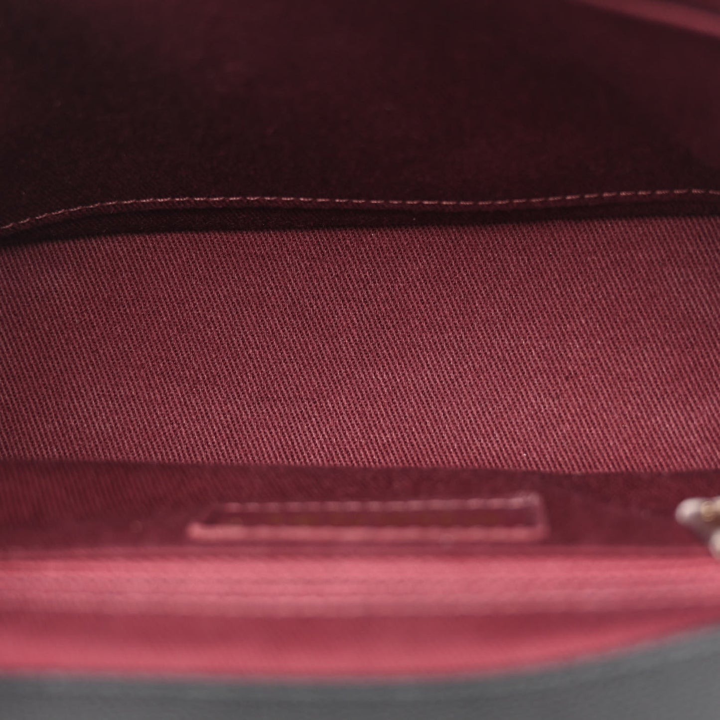 Caviar Quilted Small Business Affinity Flap Black