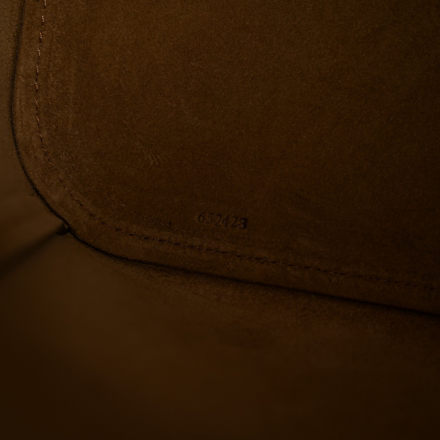 Loewe Smooth Calfskin Medium Pebble Bucket Bag Oak 7 of 11