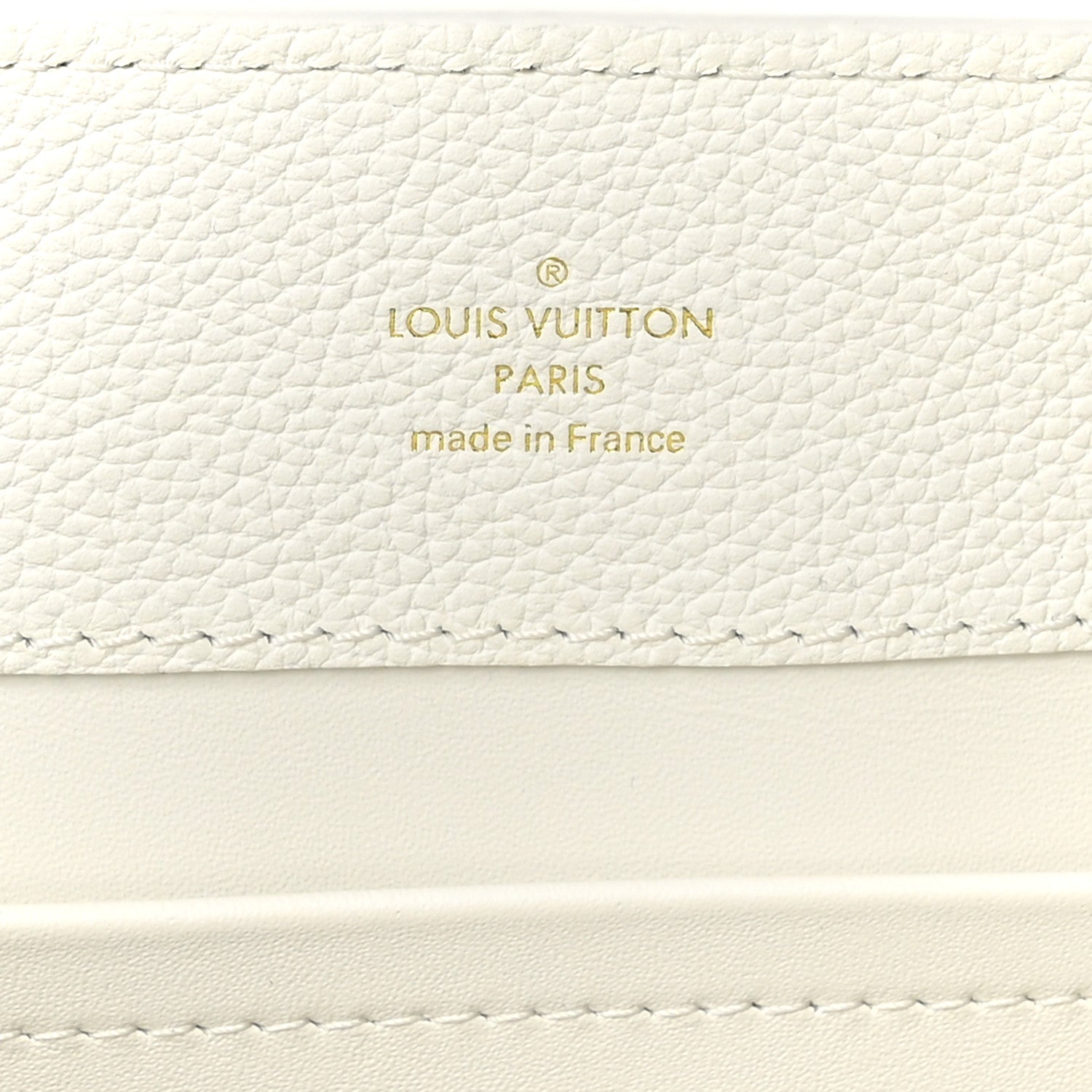 Louis Vuitton Taurillon Capucines East West MM Optic White 6 of 10