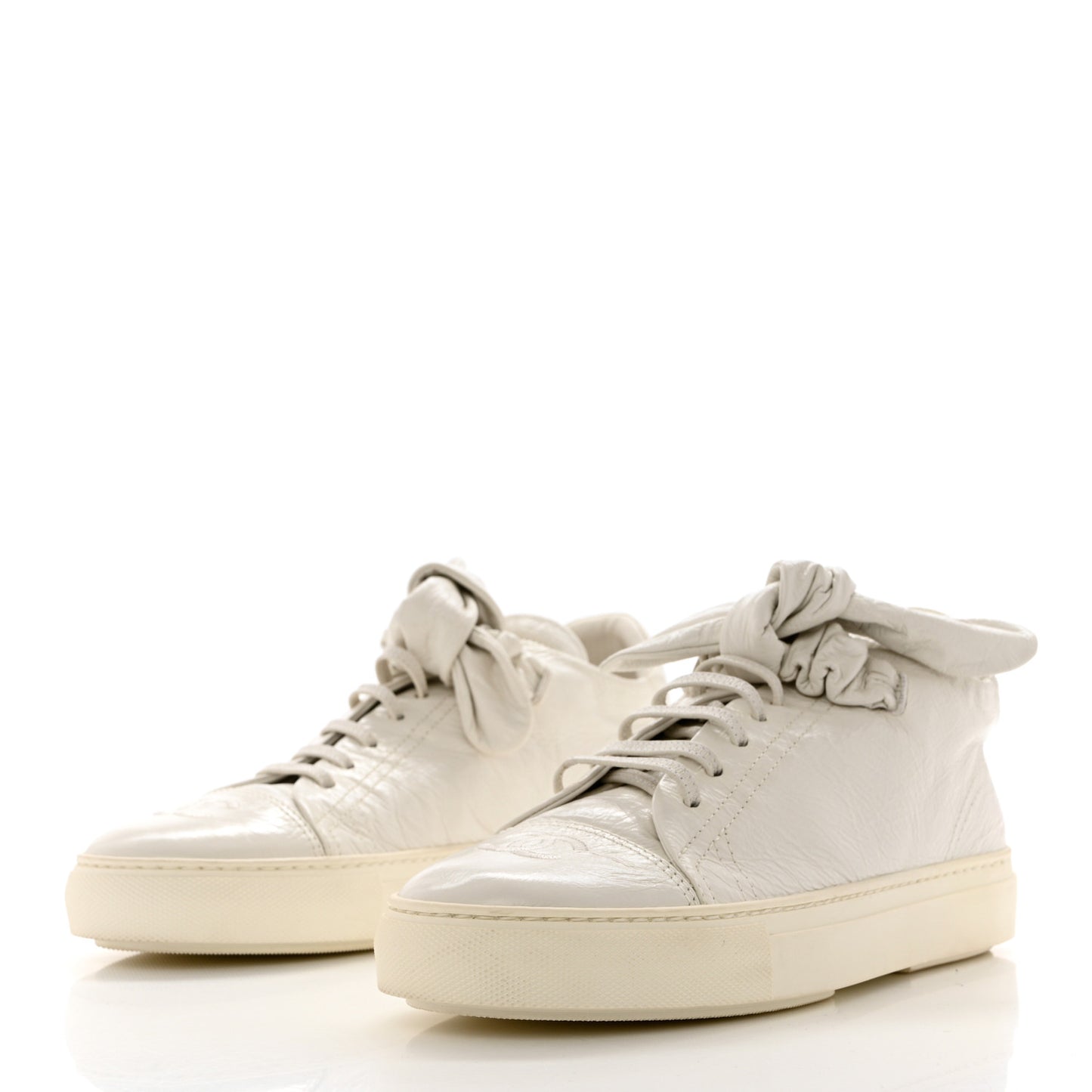 Crumpled Calfskin Womens CC Bow Sneakers 39.5 White