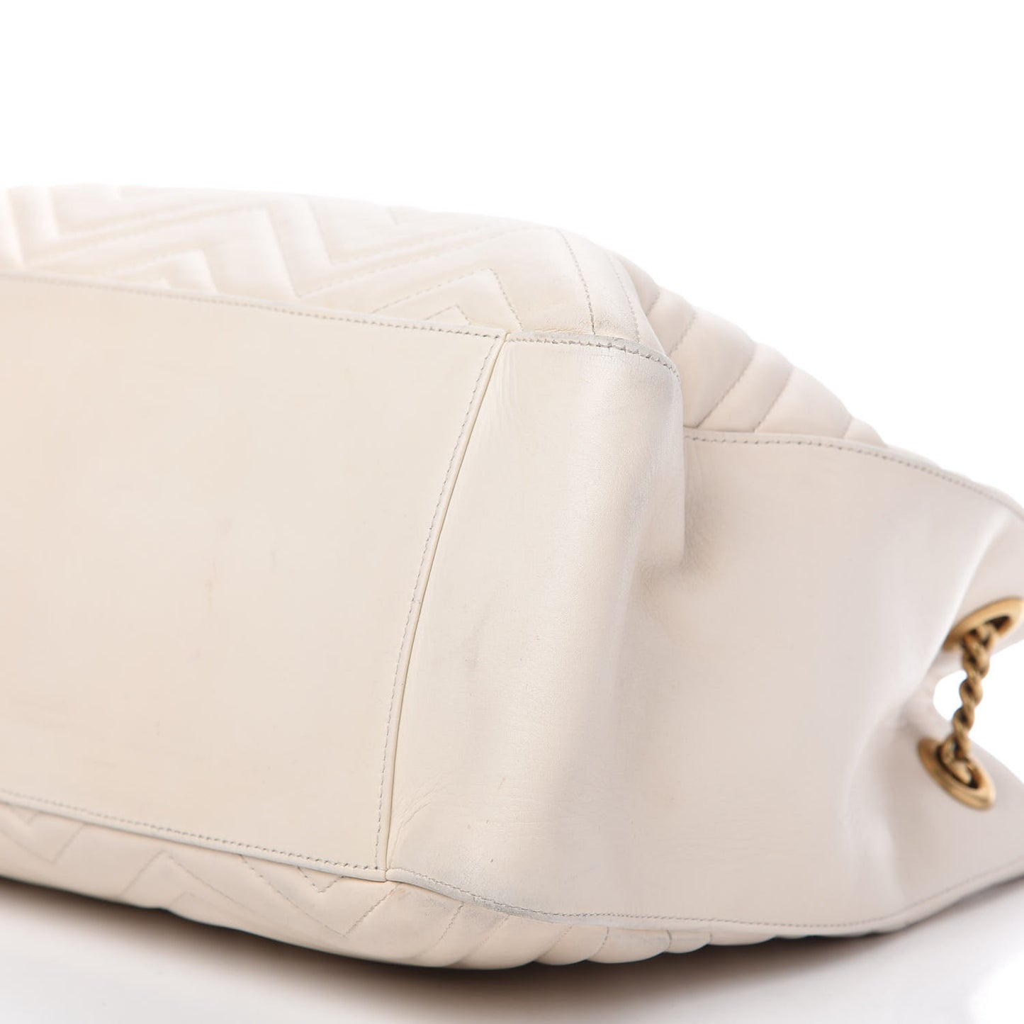 Calfskin Matelasse Medium GG Marmont Shoulder Tote Bag White