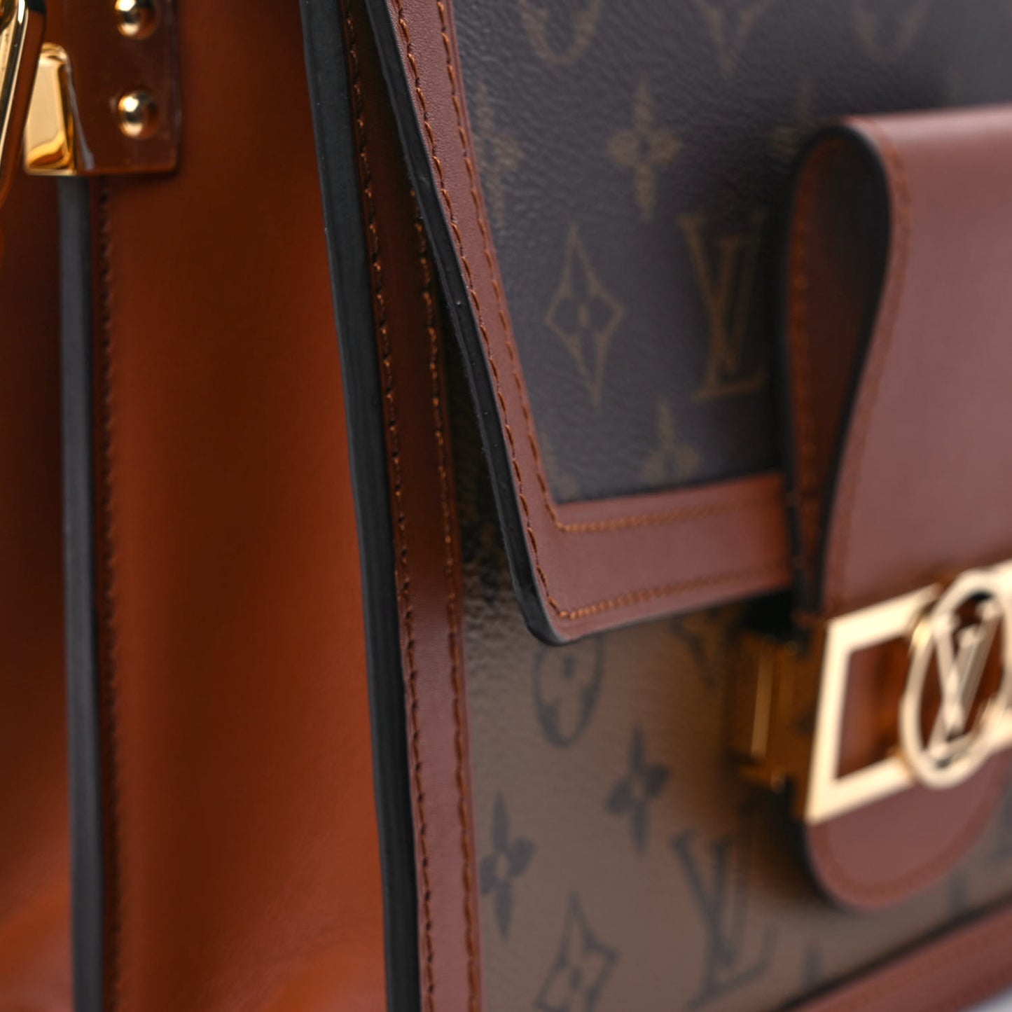 Reverse Monogram Dauphine MM