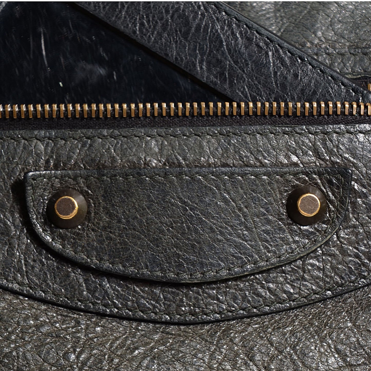 Agneau Cross Day Messenger Black