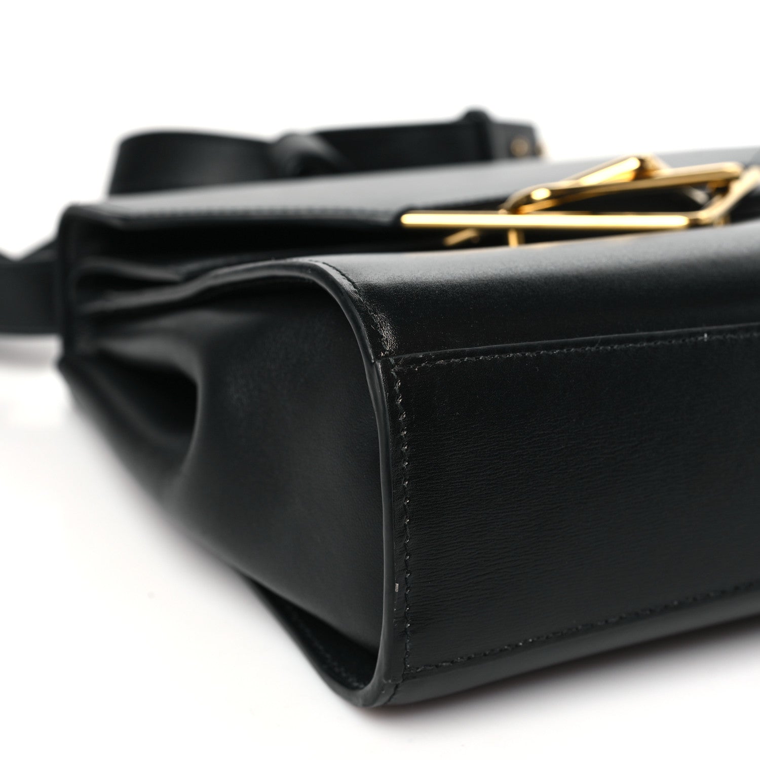 Bottega Veneta Box Calfskin Nappa Clip Bag Black 9 of 11