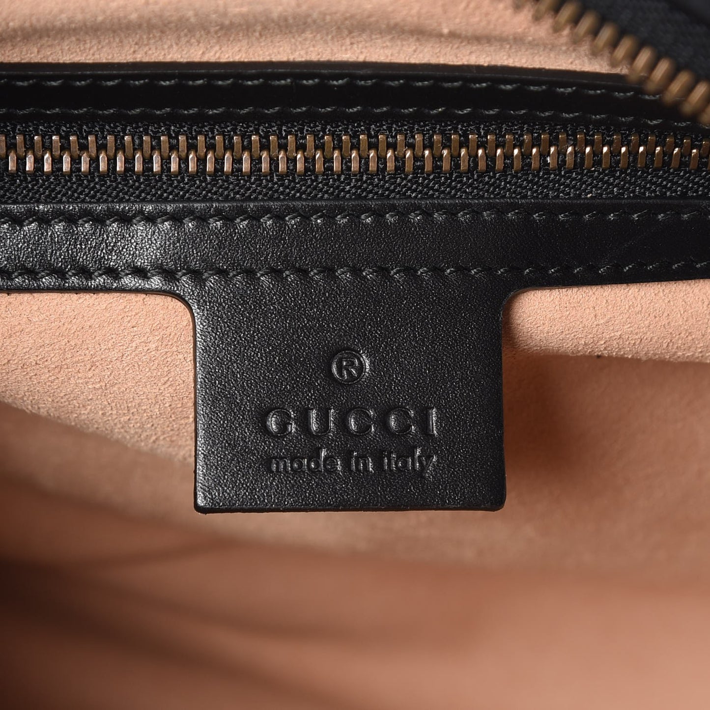 Calfskin Matelasse Medium GG Marmont Chain Shoulder Bag Black