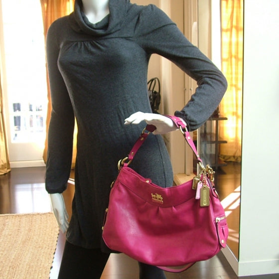 COACHLeatherMadisonShoulderBagFuchsia