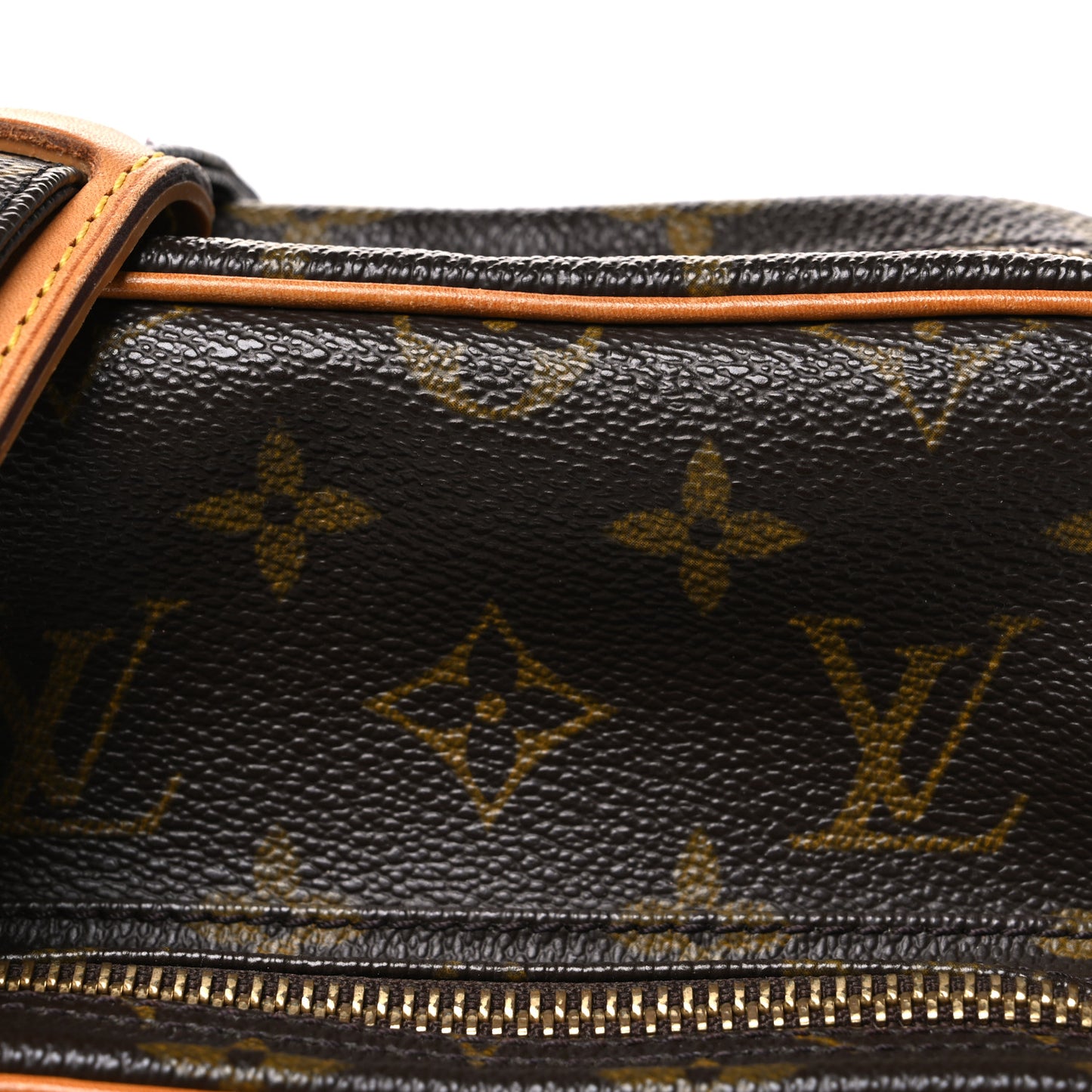 Monogram Amazone