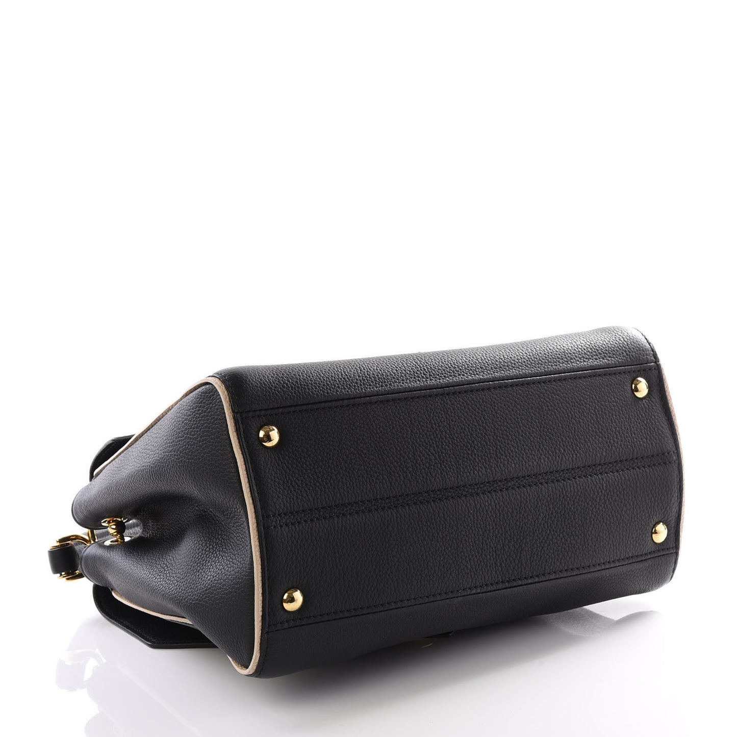 Monogram Double V Black