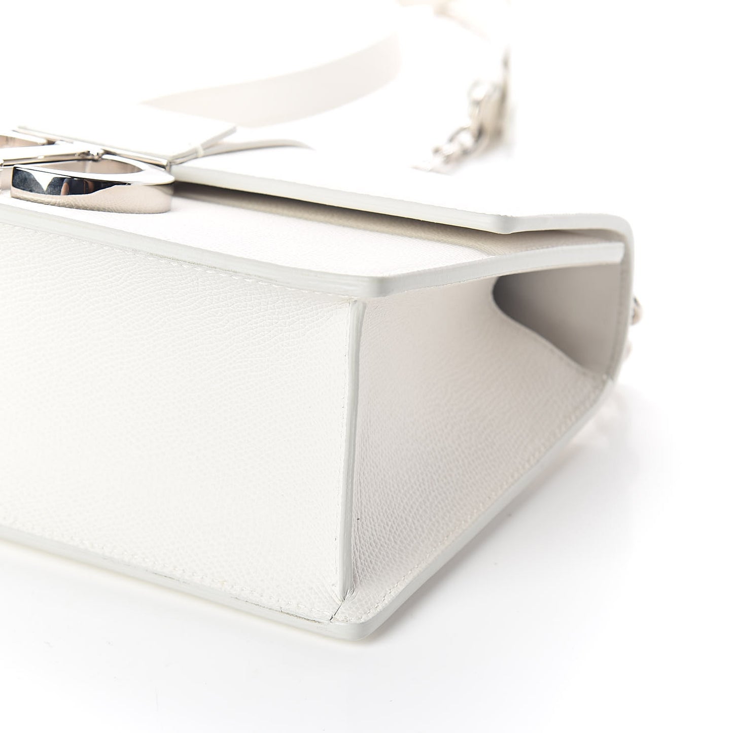 Grained Calfskin 30 Montaigne Chain Flap Bag White