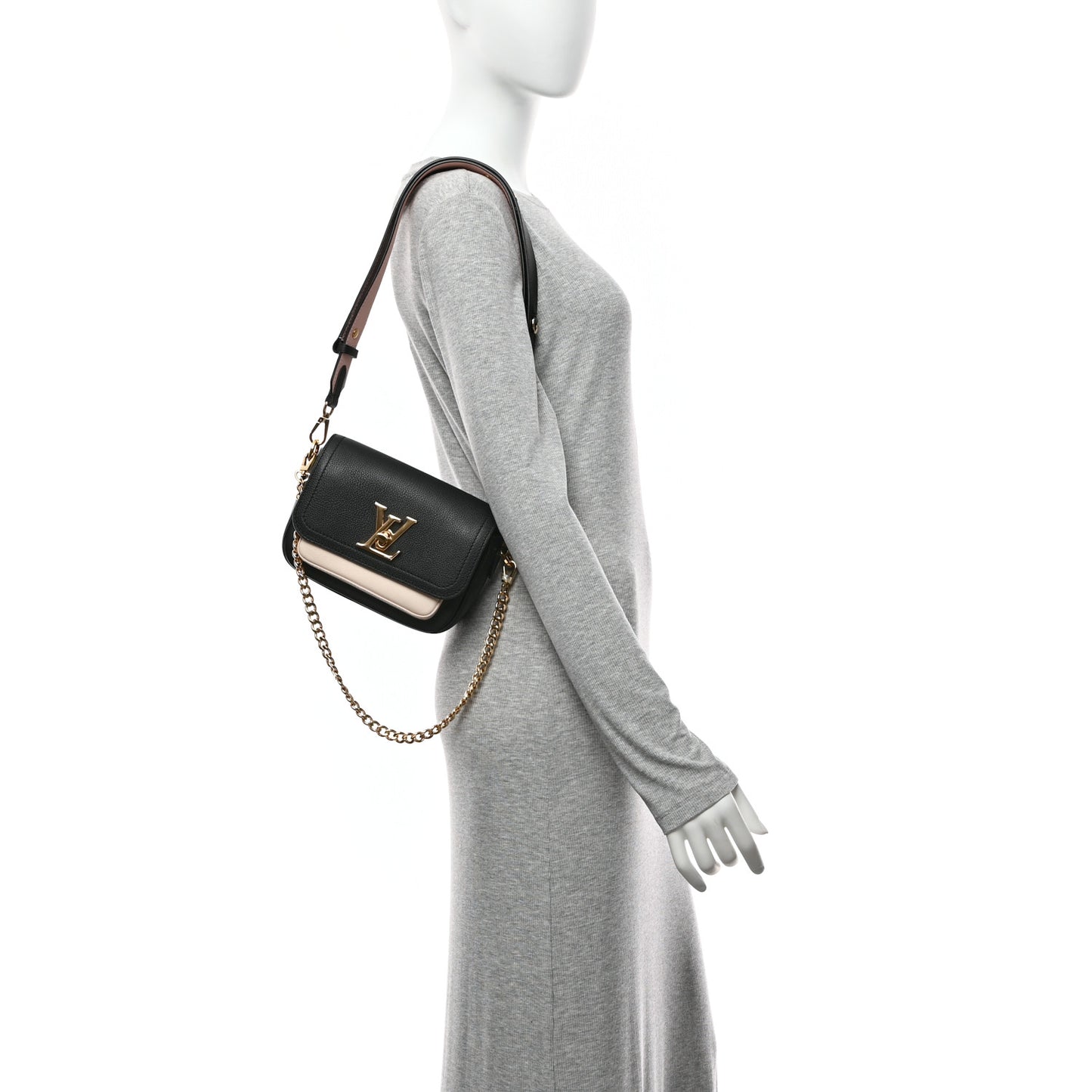 Grained Calfskin Lockme Tender Black