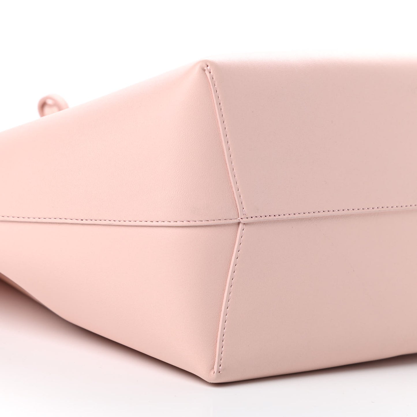 Calfskin Bucket Bag Rosa