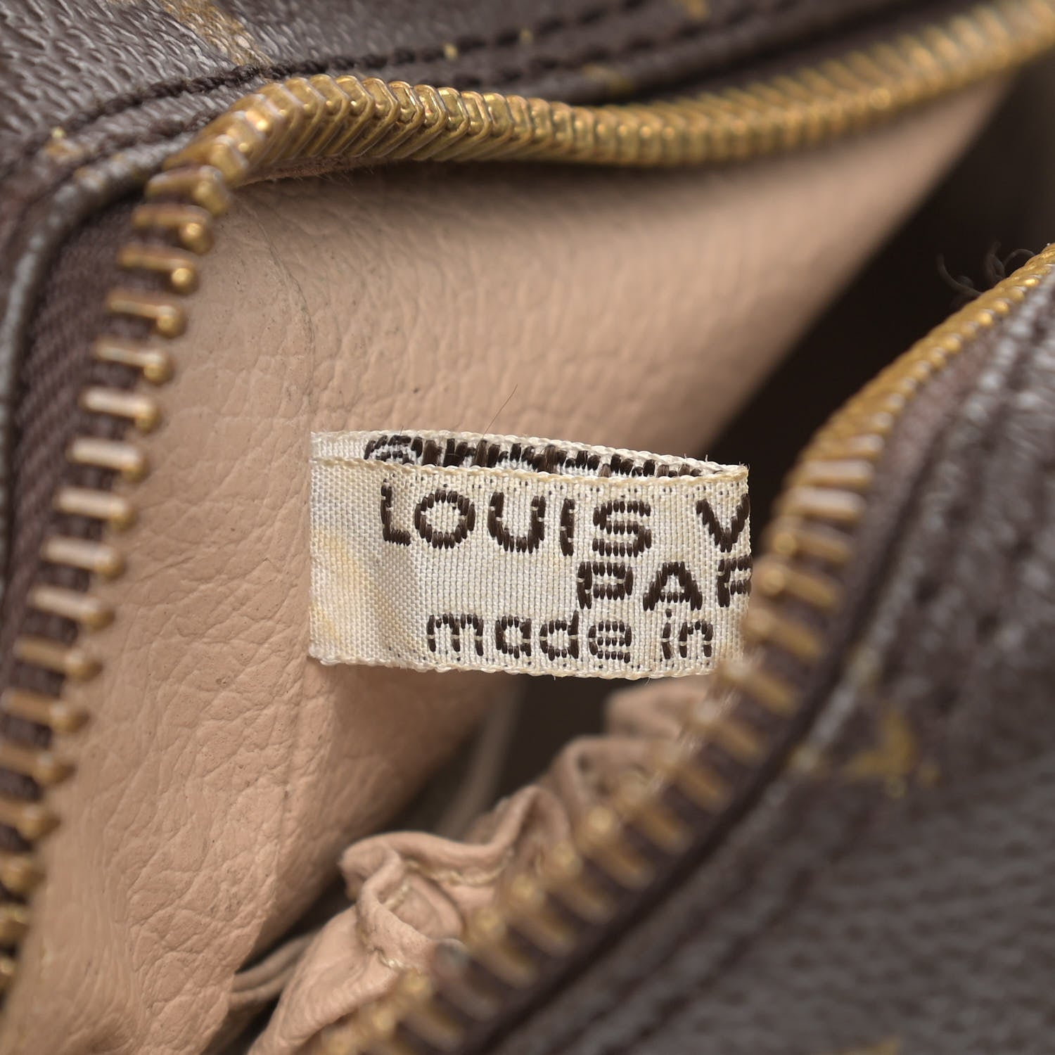 Louis Vuitton Monogram Trousse Toilette 28 6 of 14