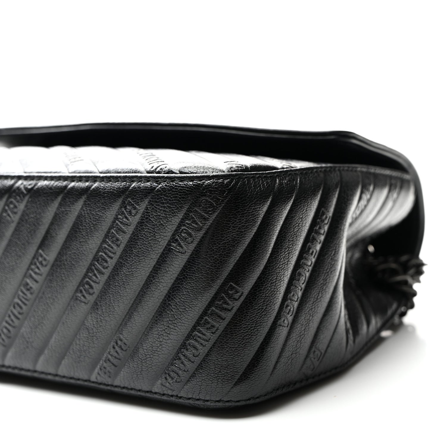 Shiny Goatskin Logo Embossed Monochrome M BB Round Shoulder Bag Black