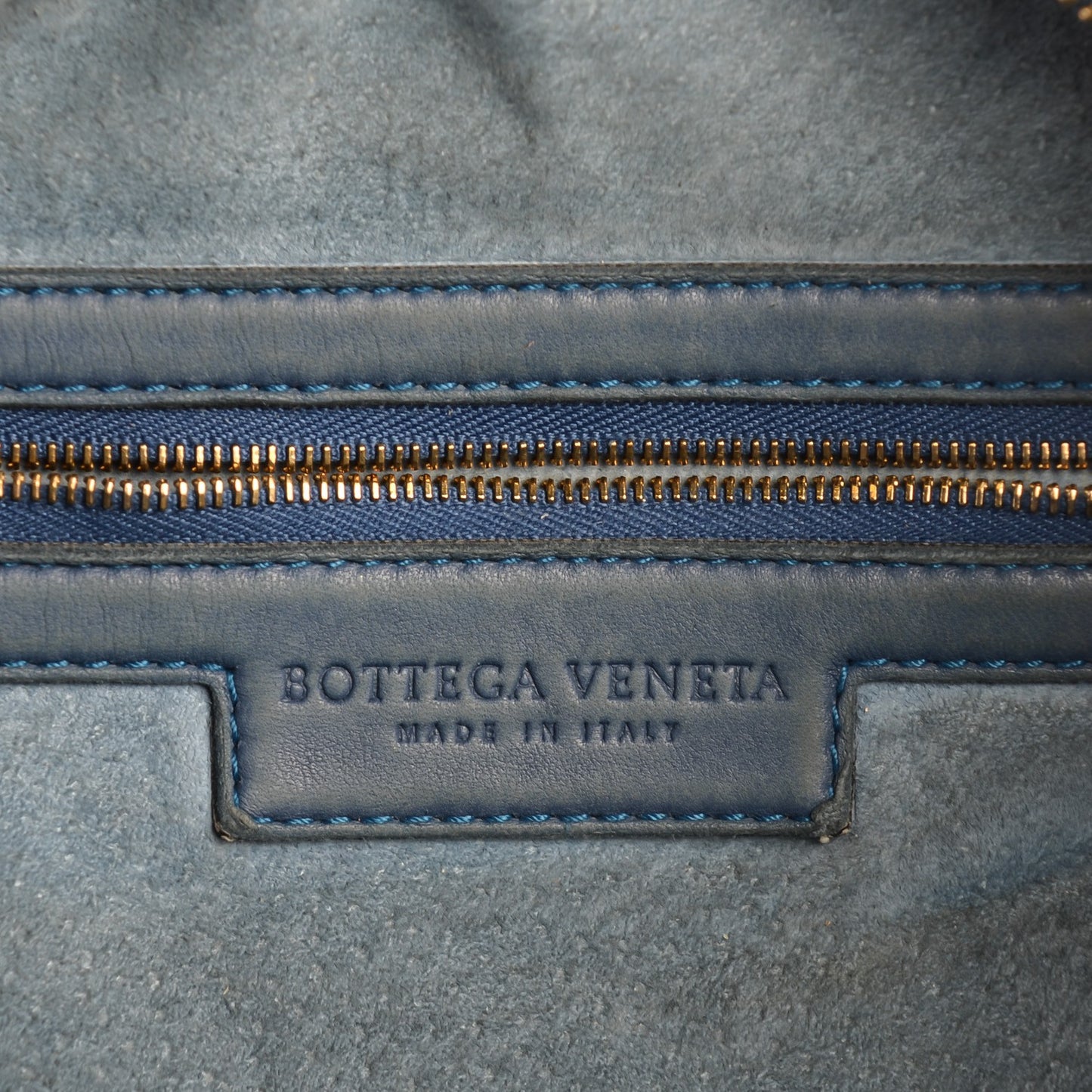 Nappa Intrecciato Medium Veneta Hobo Oceano