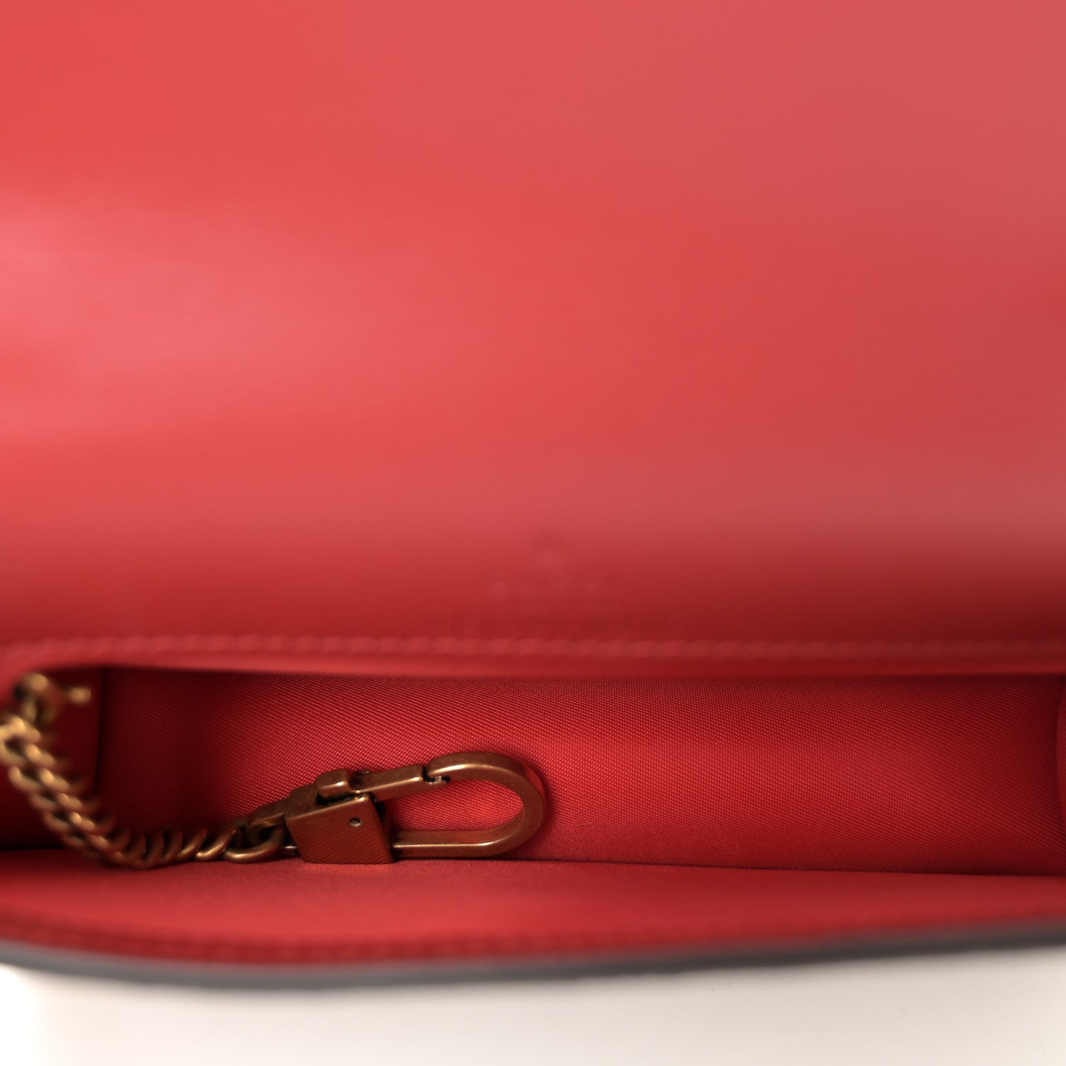 Gucci GG Supreme Monogram Mini Cherry Chain Bag 5 of 10