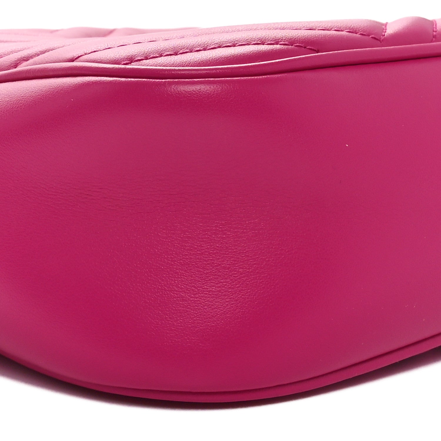 Gucci Calfskin Matelasse Monochrome Small GG Marmont Chain Shoulder Bag Classic Fuxia 9 of 10
