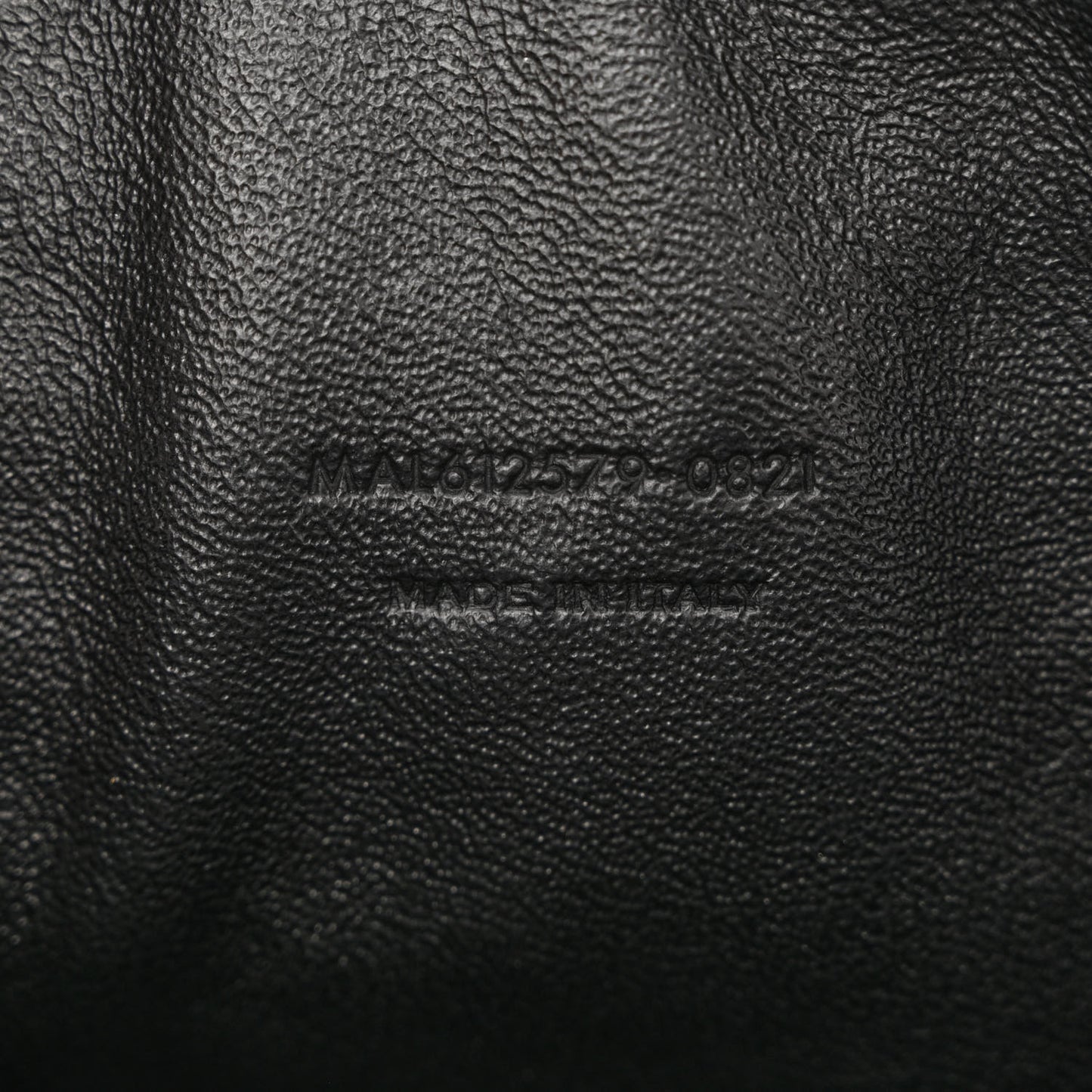 Grain De Poudre Matelasse Monogram Mini Lou Camera Bag Crema Soft